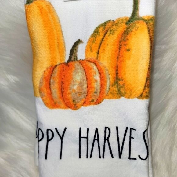 Rae Dunn Happy Harvest Kitchen towels set of 2 orange pumpkins 16in x 26in - Picture 6 of 11